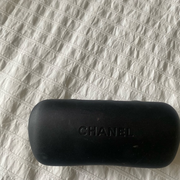 Chanel vintage sunglasses in gradient lens - Picture 11 of 12